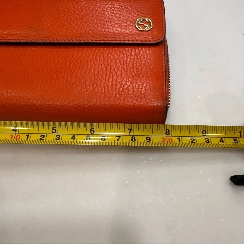 GUCCI women’s long wallet interlocking G pebbled leather Orange EUC